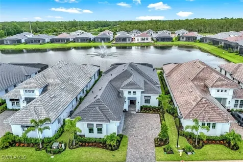 9659 Moonflower Court Naples FL 34114