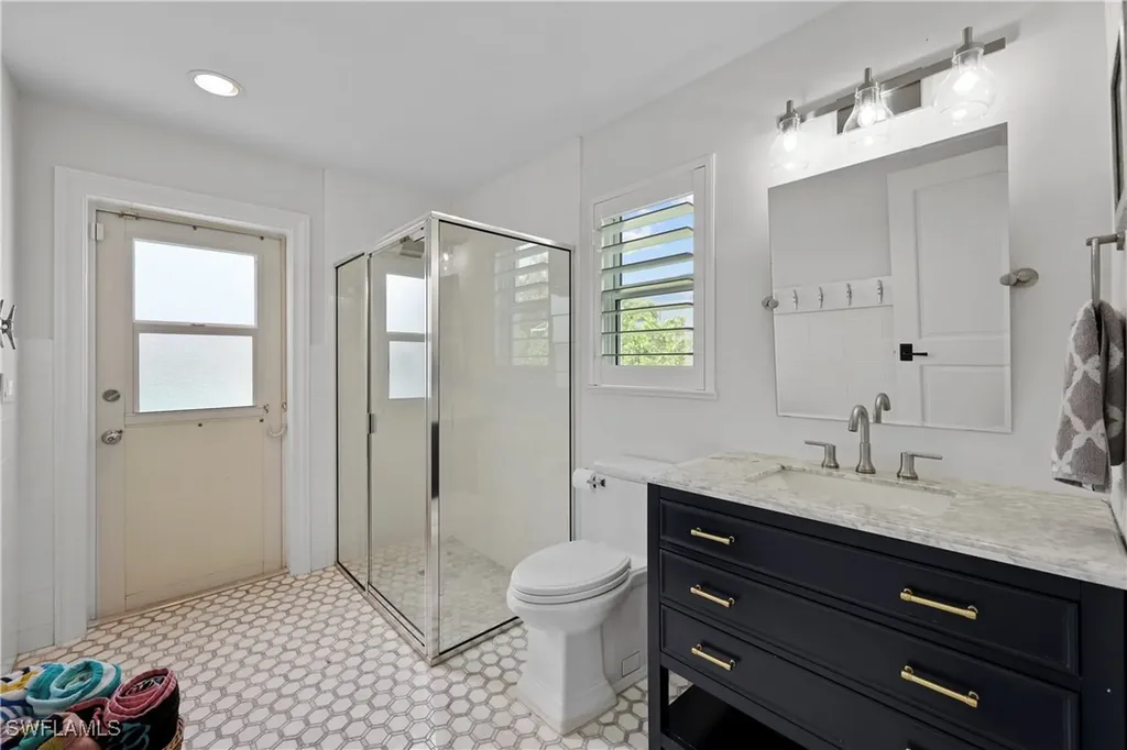4611 Crayton Road Naples FL 34103