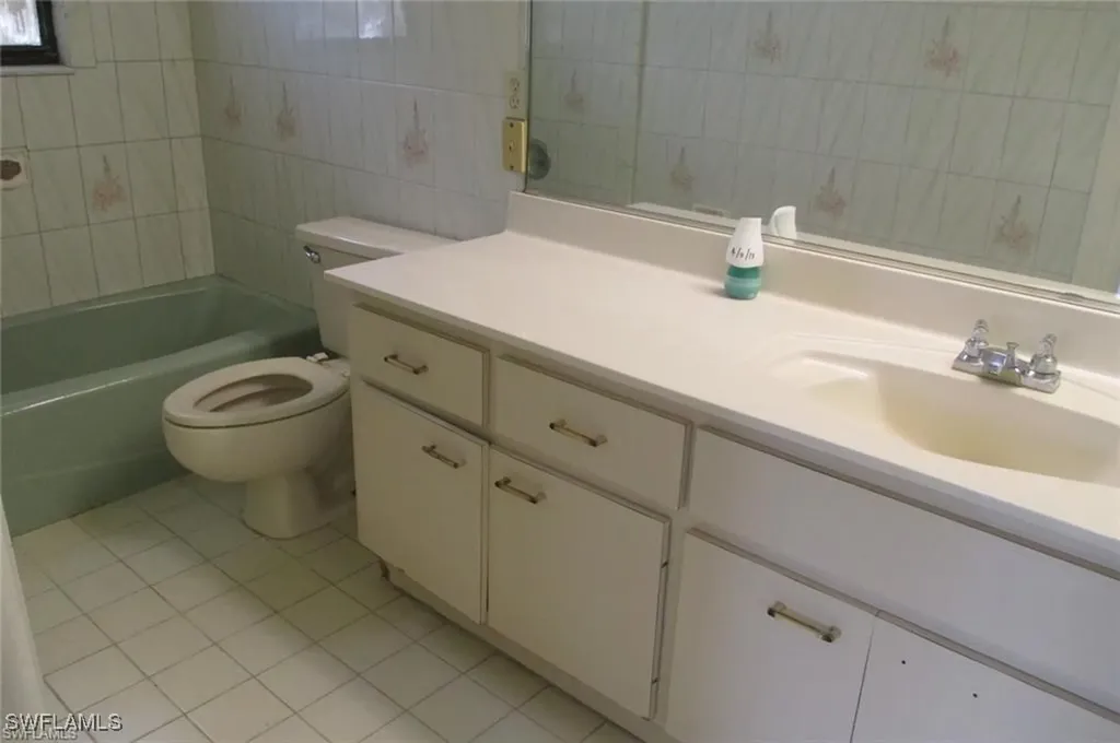 5395 Carolina Avenue Naples FL 34113