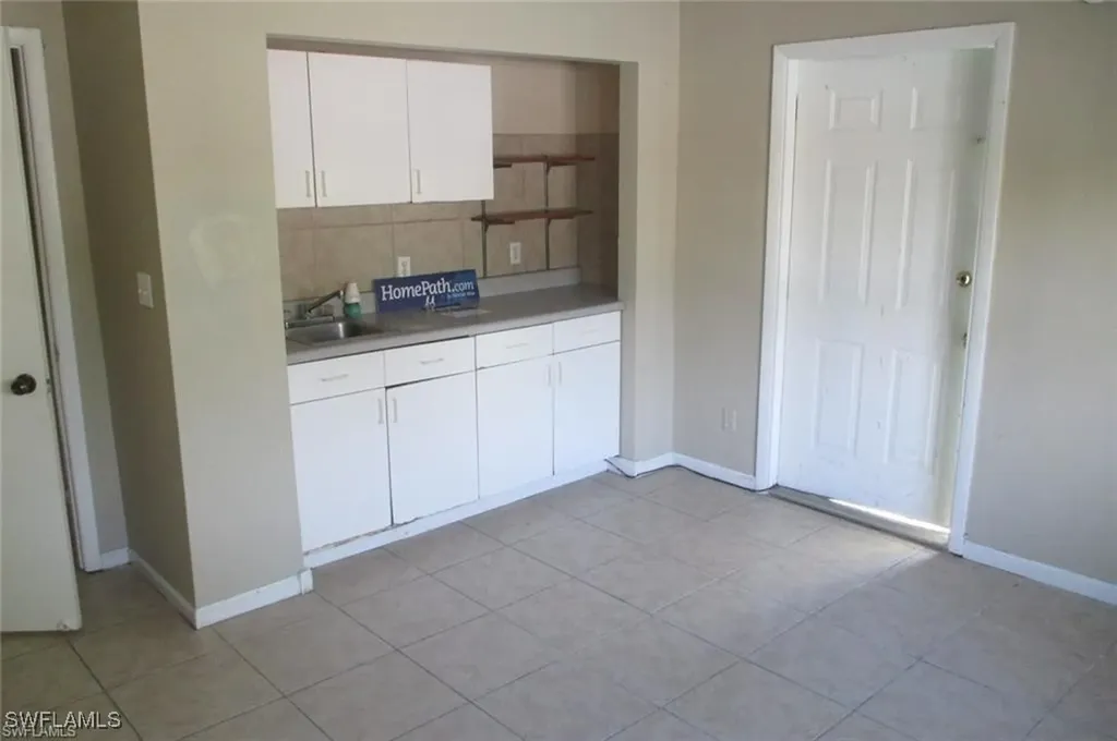 5395 Carolina Avenue Naples FL 34113