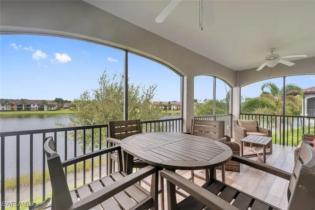 9485 Casoria Court Naples FL 34113