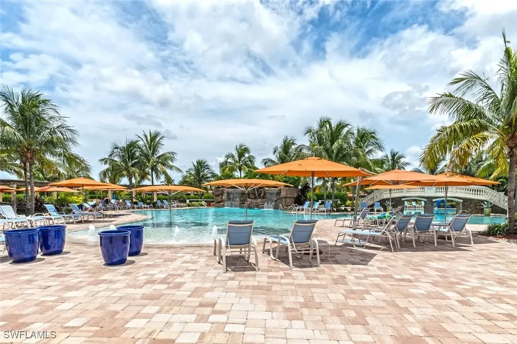 9485 Casoria Court Naples FL 34113