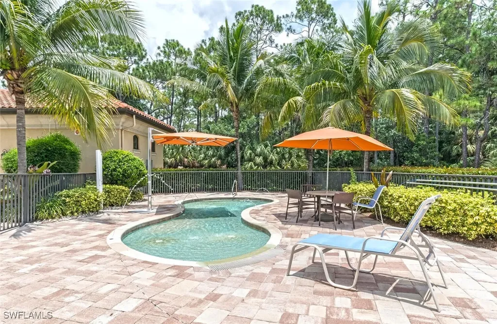 9485 Casoria Court Naples FL 34113