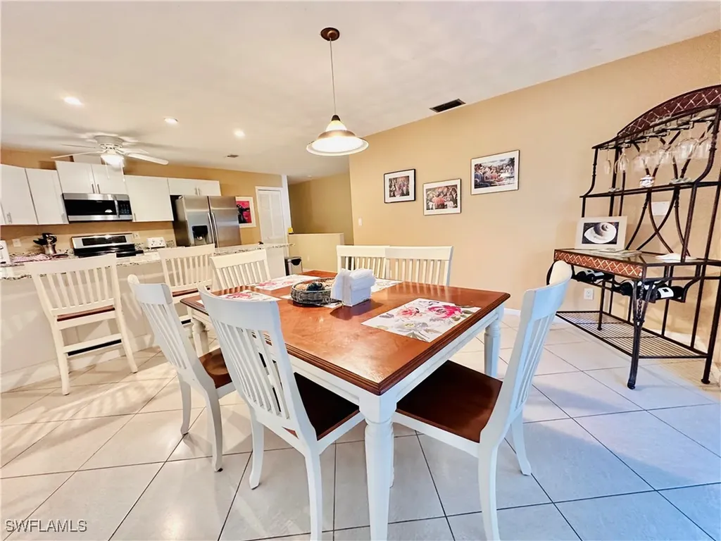 671 94th Avenue N Naples FL 34108