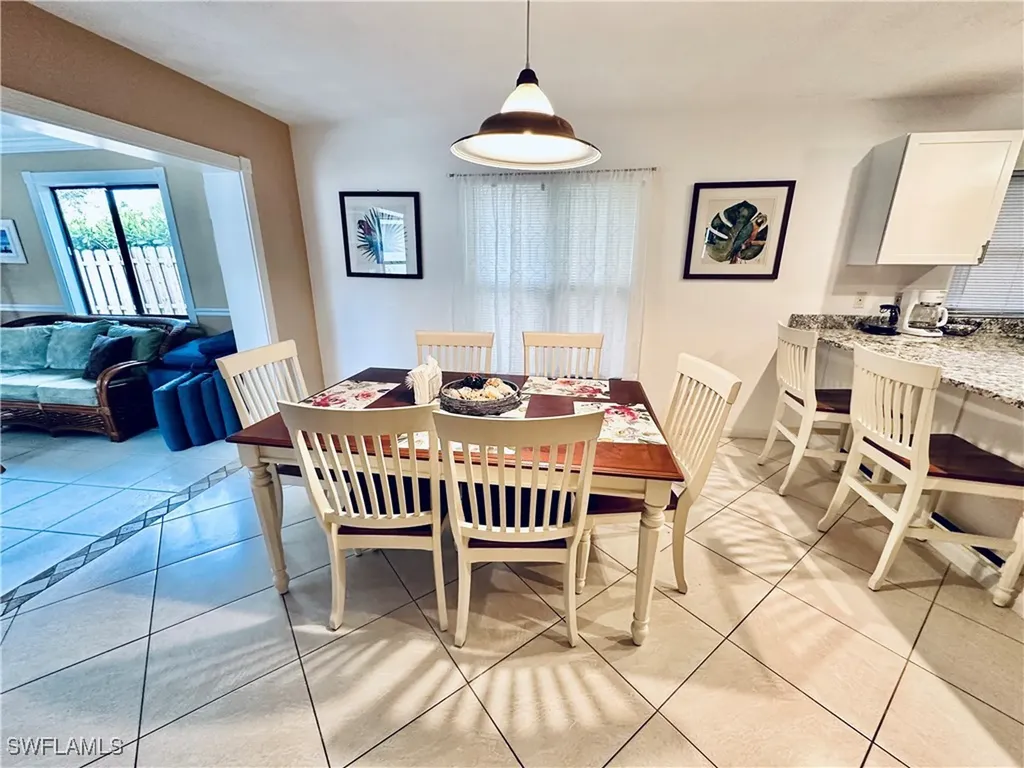 671 94th Avenue N Naples FL 34108