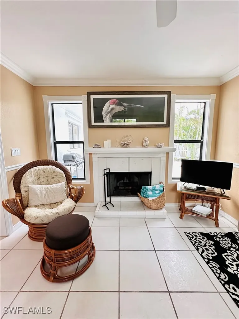 671 94th Avenue N Naples FL 34108