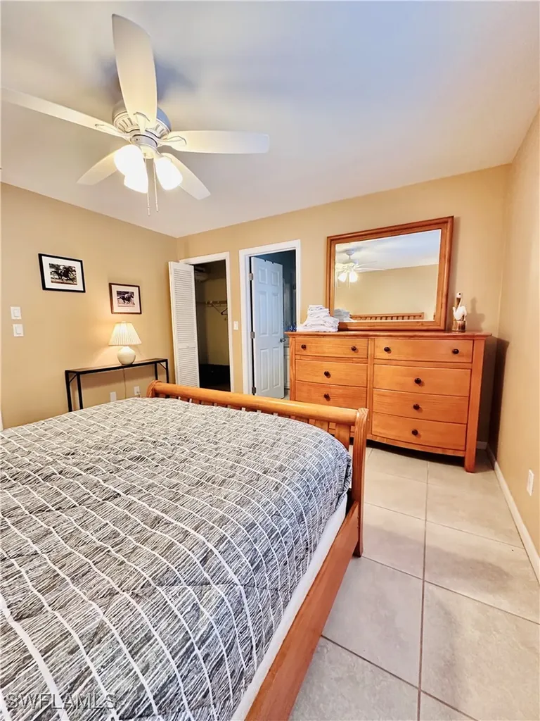 671 94th Avenue N Naples FL 34108