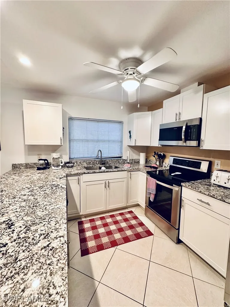 671 94th Avenue N Naples FL 34108