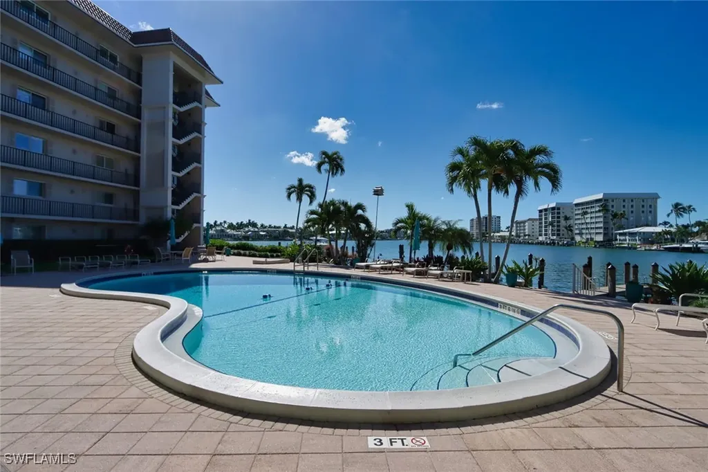 222 Harbour Drive Naples FL 34103