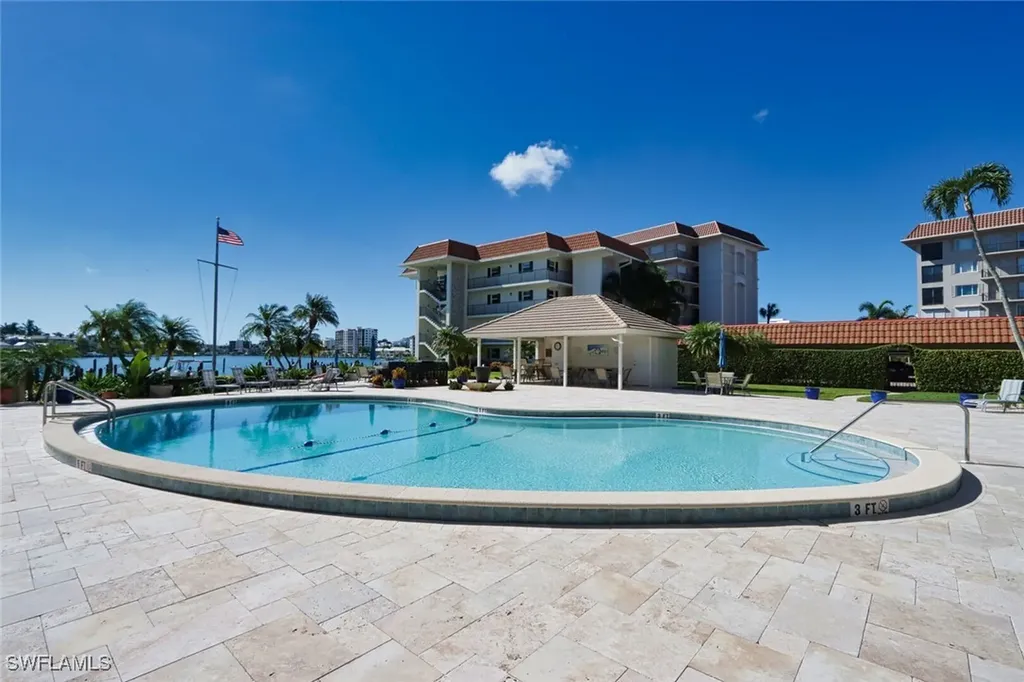 222 Harbour Drive Naples FL 34103