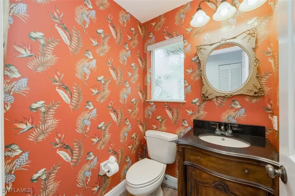 562 Cormorant Cove Naples FL 34113