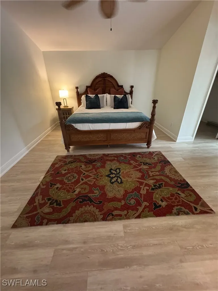 562 Cormorant Cove Naples FL 34113