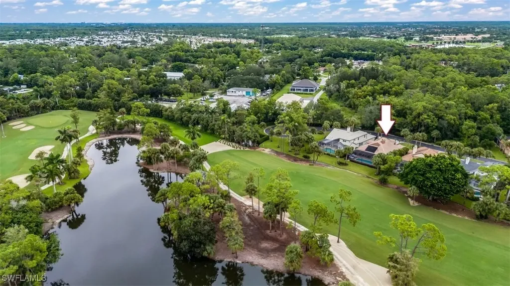 562 Cormorant Cove Naples FL 34113