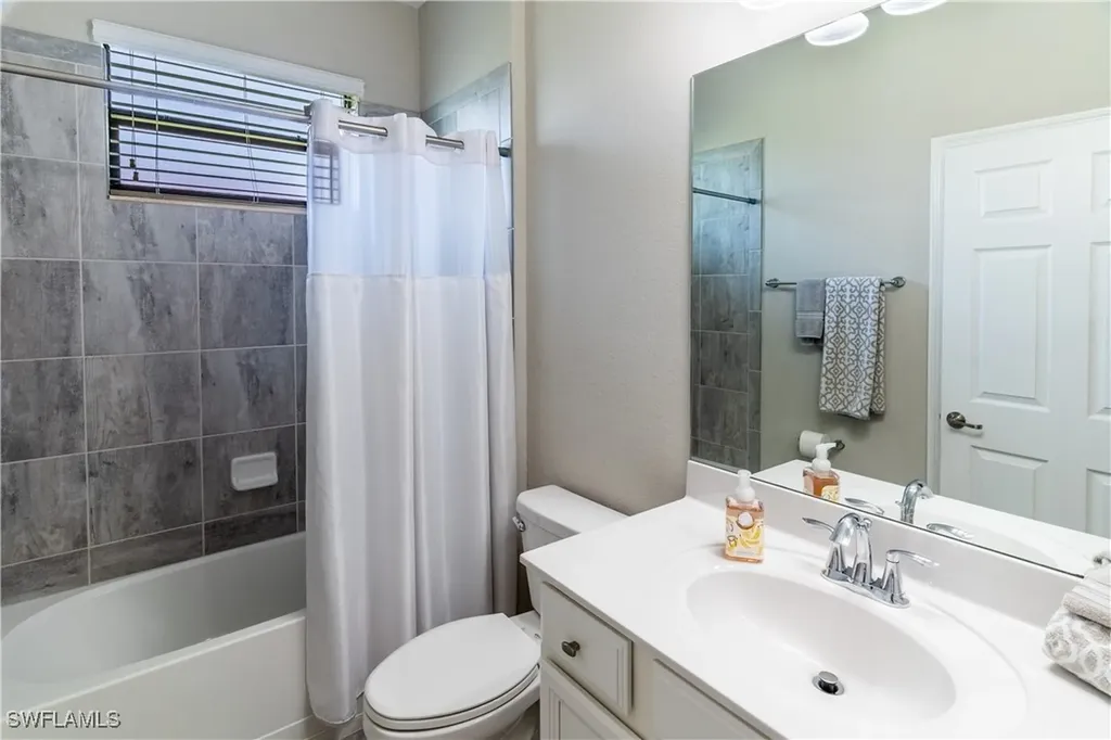 1414 Oceania Drive S Naples FL 34113
