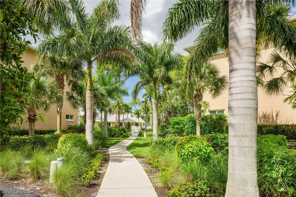 3001 Sandpiper Bay Circle Naples FL 34112