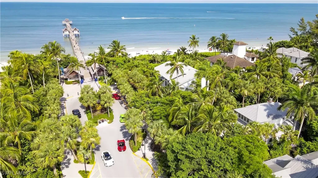 3001 Sandpiper Bay Circle Naples FL 34112