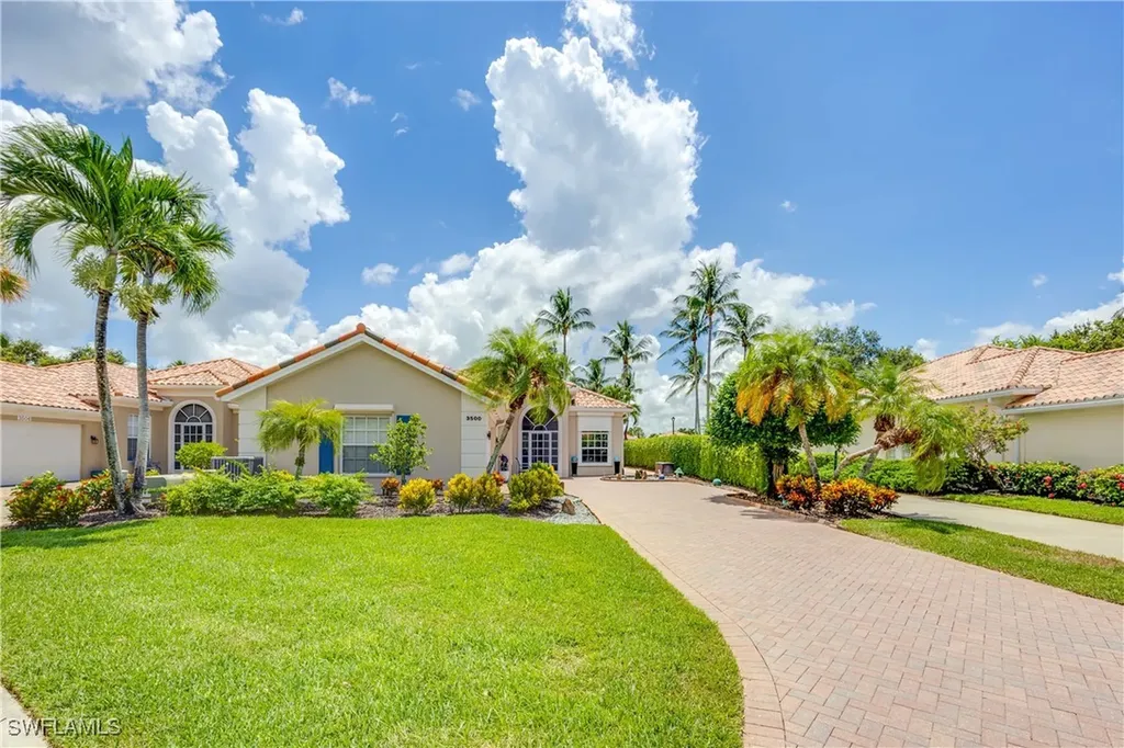 3500 Donoso Court Naples FL 34109