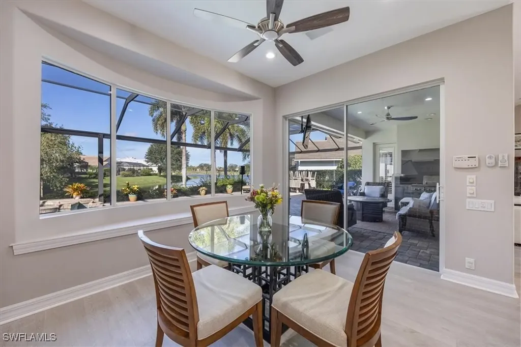537 Wedgewood Way Naples FL 34119