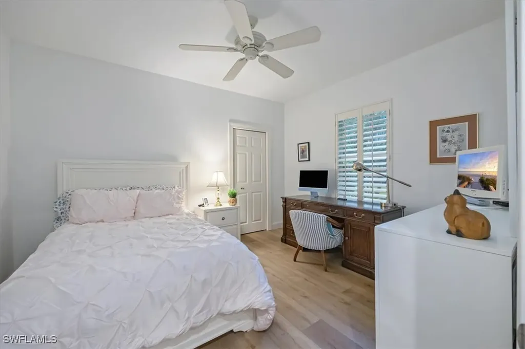 537 Wedgewood Way Naples FL 34119