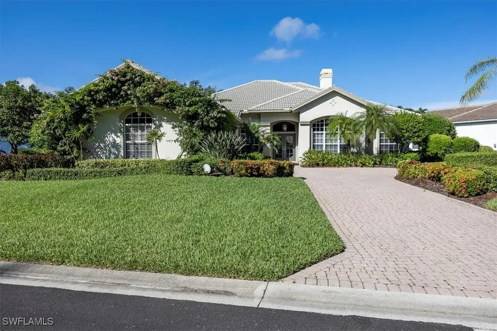 537 Wedgewood Way Naples FL 34119