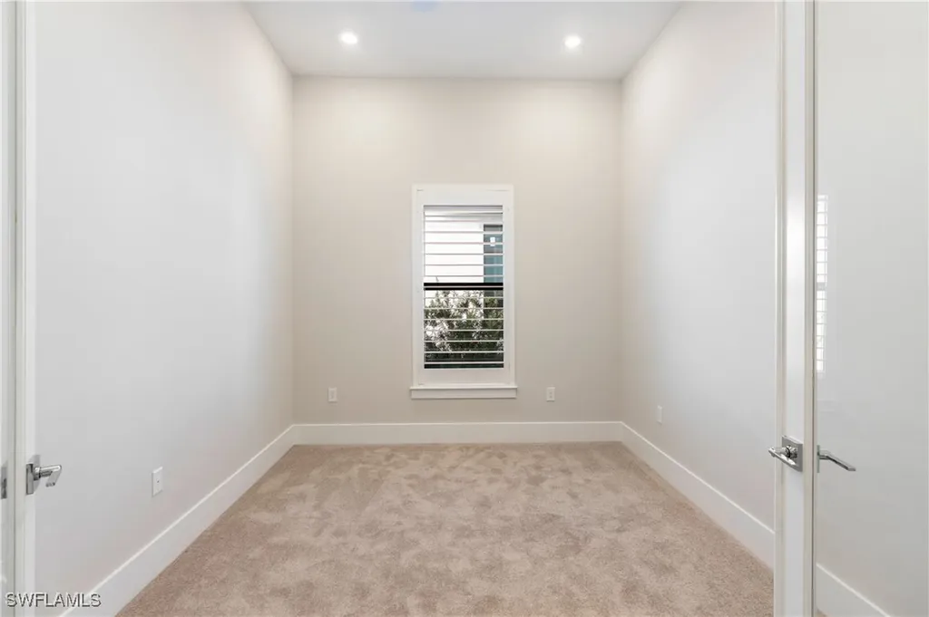 9446 Caymas Terrace Naples FL 34114
