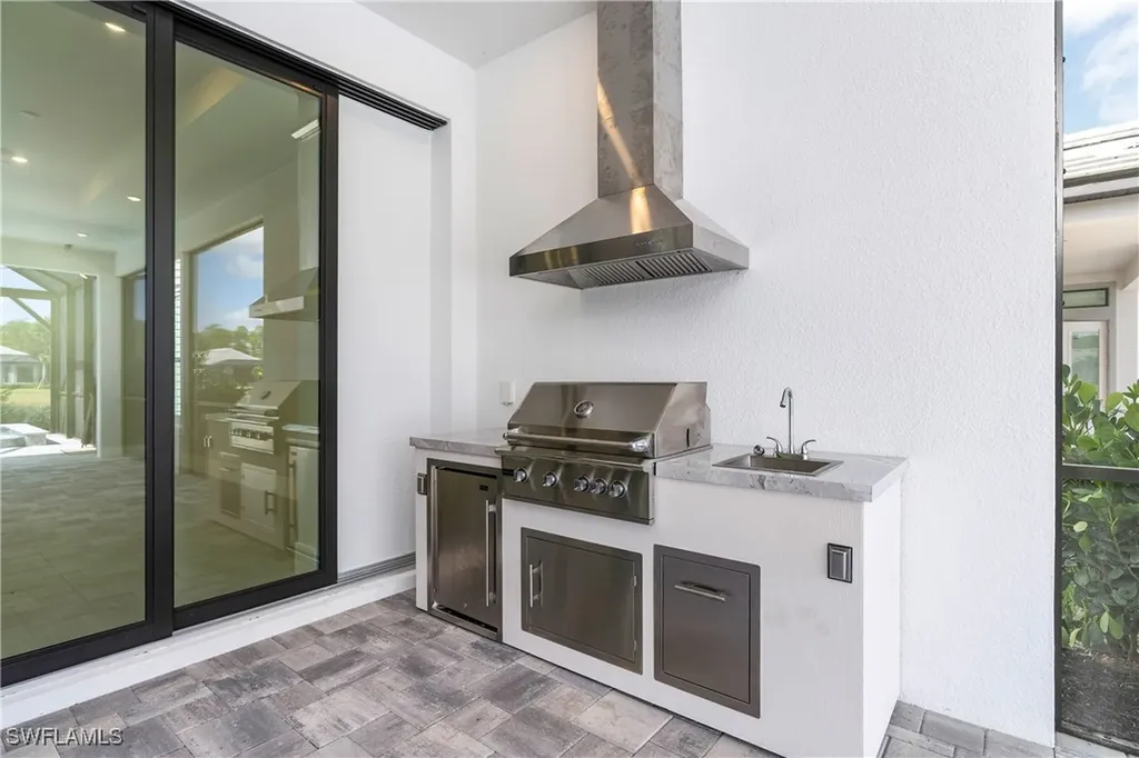 9446 Caymas Terrace Naples FL 34114