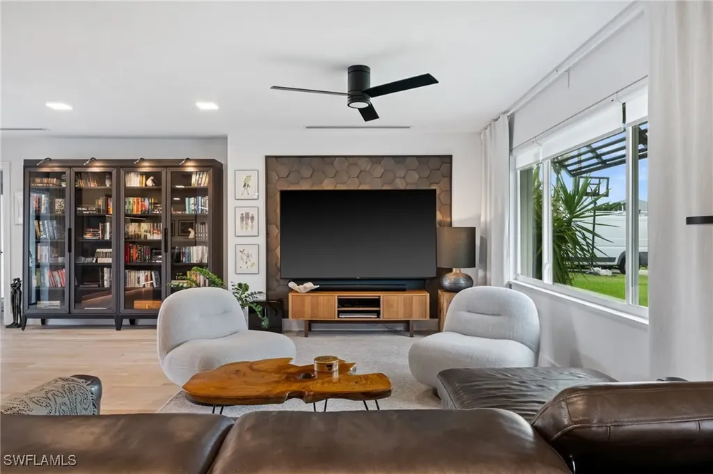 304 Nason Lane Naples FL 34112