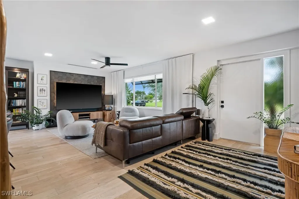304 Nason Lane Naples FL 34112