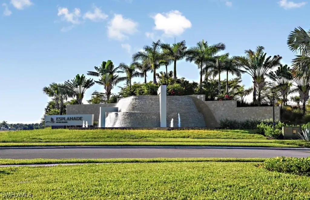 15335 Lucerna Street Naples FL 34114