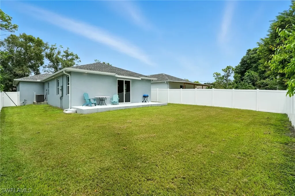 10140 Carolina Street Bonita Springs FL 34135