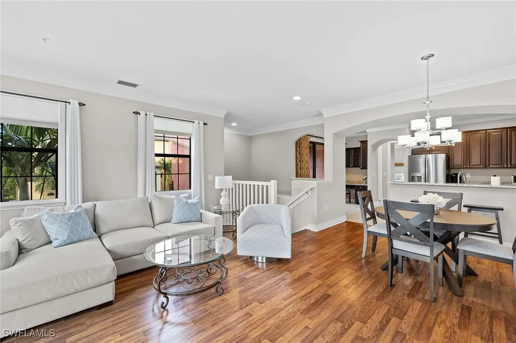 9066 Albion Lane N Naples FL 34113