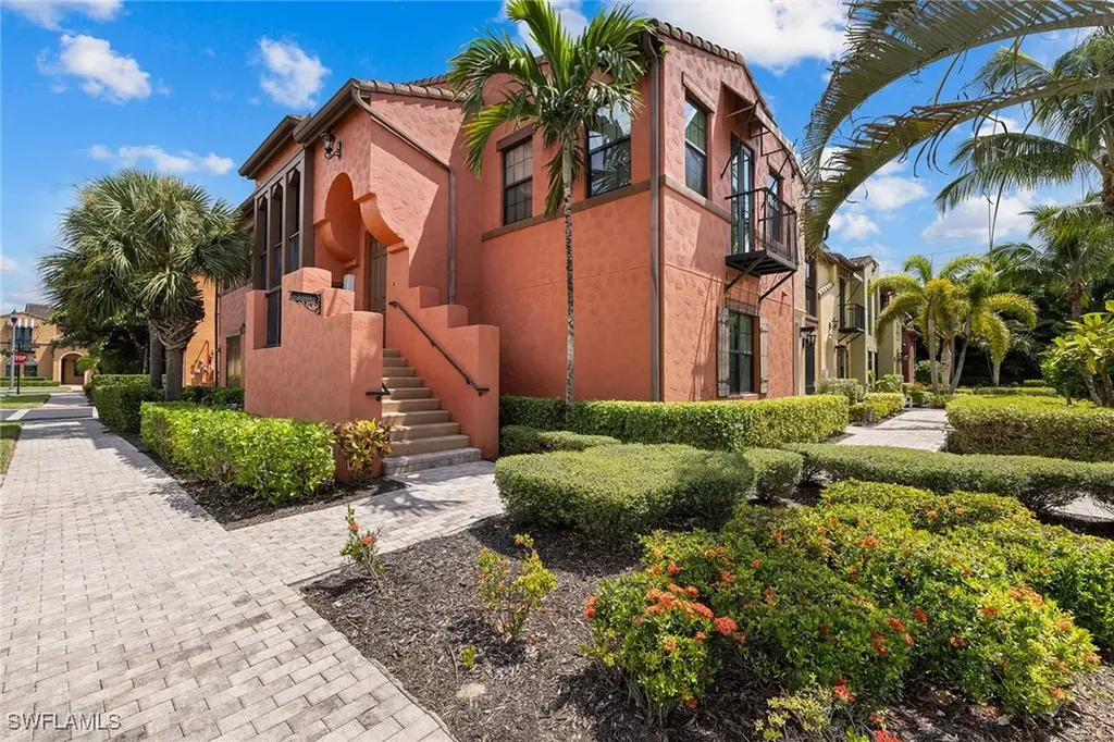 9066 Albion Lane N Naples FL 34113