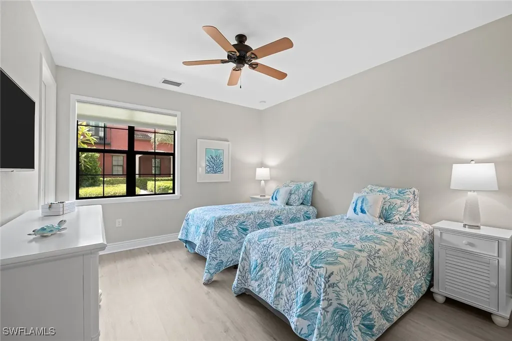 9066 Albion Lane N Naples FL 34113
