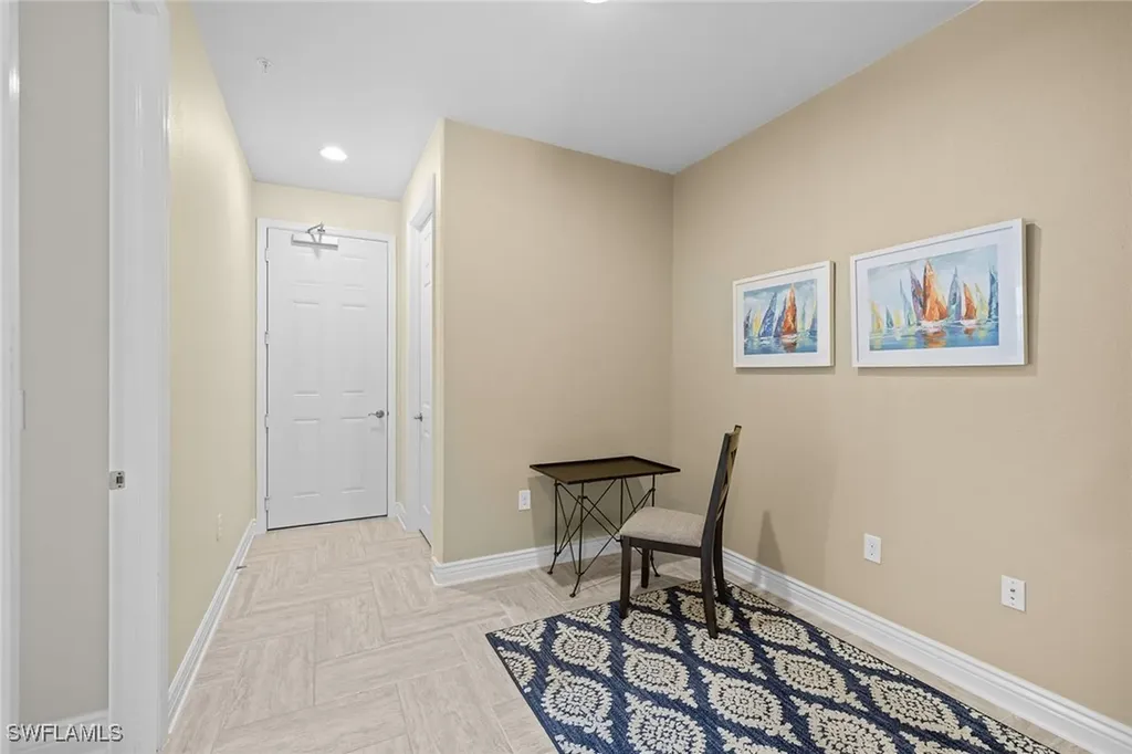 9066 Albion Lane N Naples FL 34113