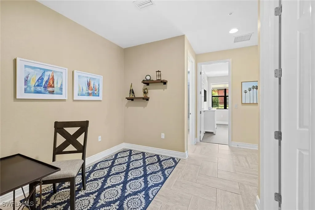 9066 Albion Lane N Naples FL 34113