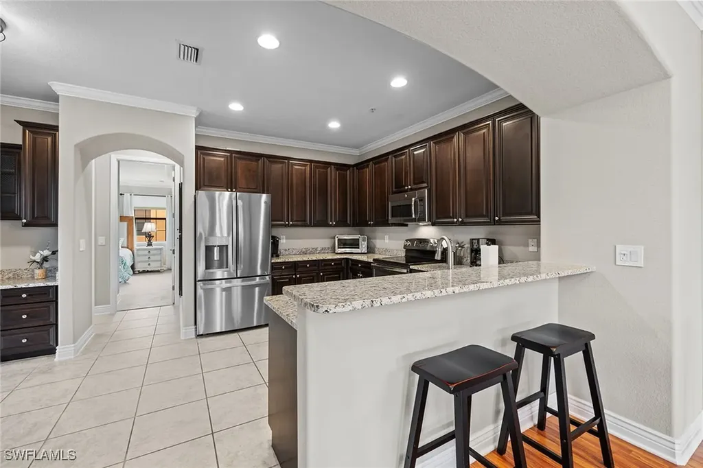 9066 Albion Lane N Naples FL 34113