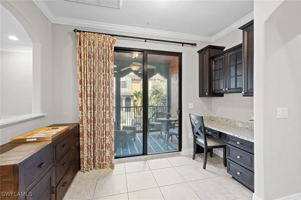 9066 Albion Lane N Naples FL 34113