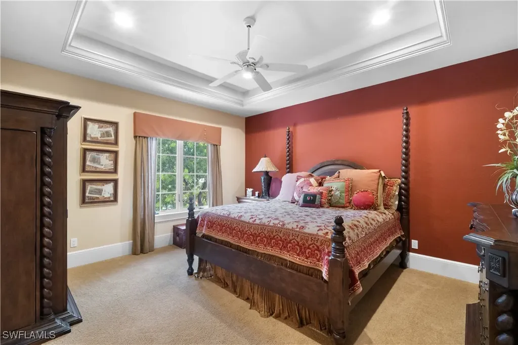 611 18th Avenue S Naples FL 34102