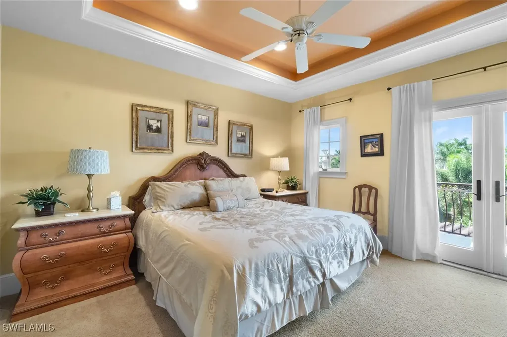 611 18th Avenue S Naples FL 34102