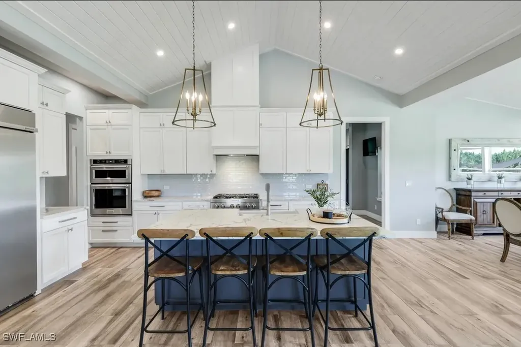 19080 Parkinson Road Alva FL 33920