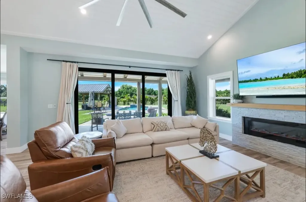 19080 Parkinson Road Alva FL 33920