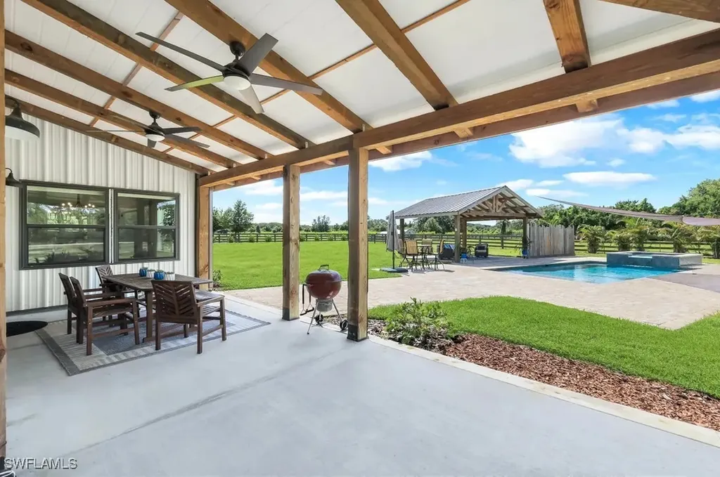 19080 Parkinson Road Alva FL 33920