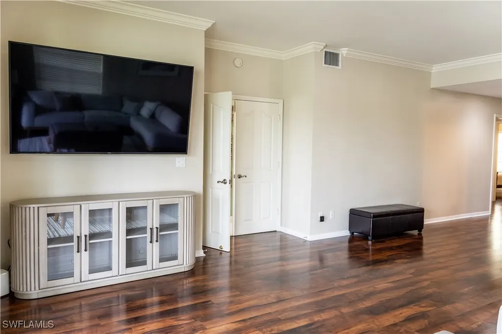 8340 Mystic Greens Way Naples FL 34113