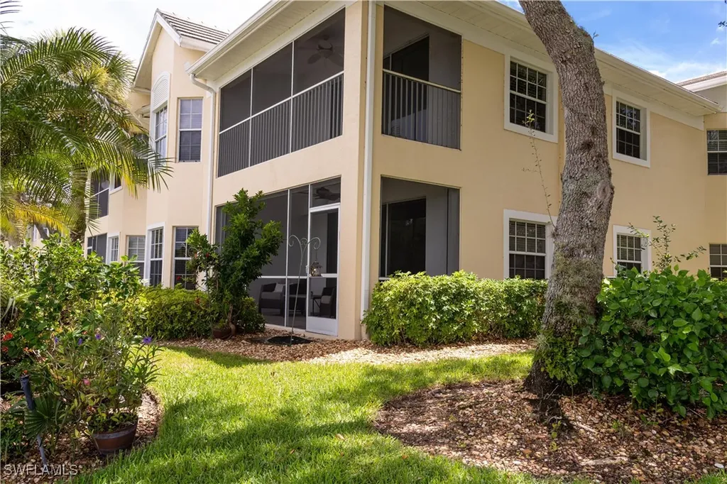 8340 Mystic Greens Way Naples FL 34113