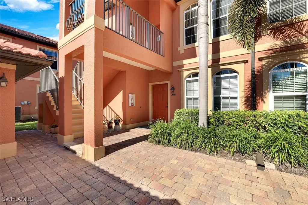 10049 Heather Lane Naples FL 34119