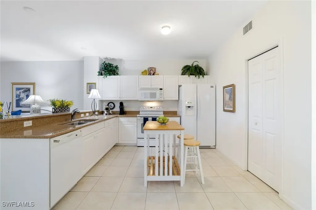 10049 Heather Lane Naples FL 34119