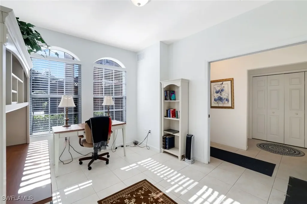 10049 Heather Lane Naples FL 34119