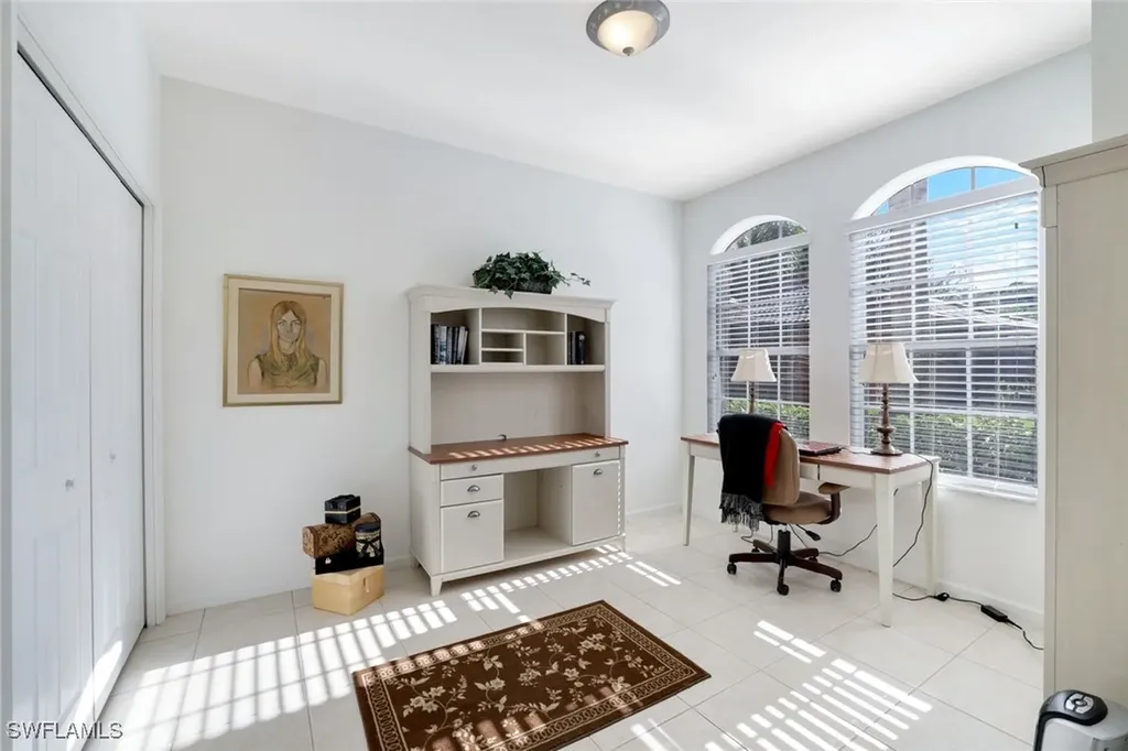 10049 Heather Lane Naples FL 34119