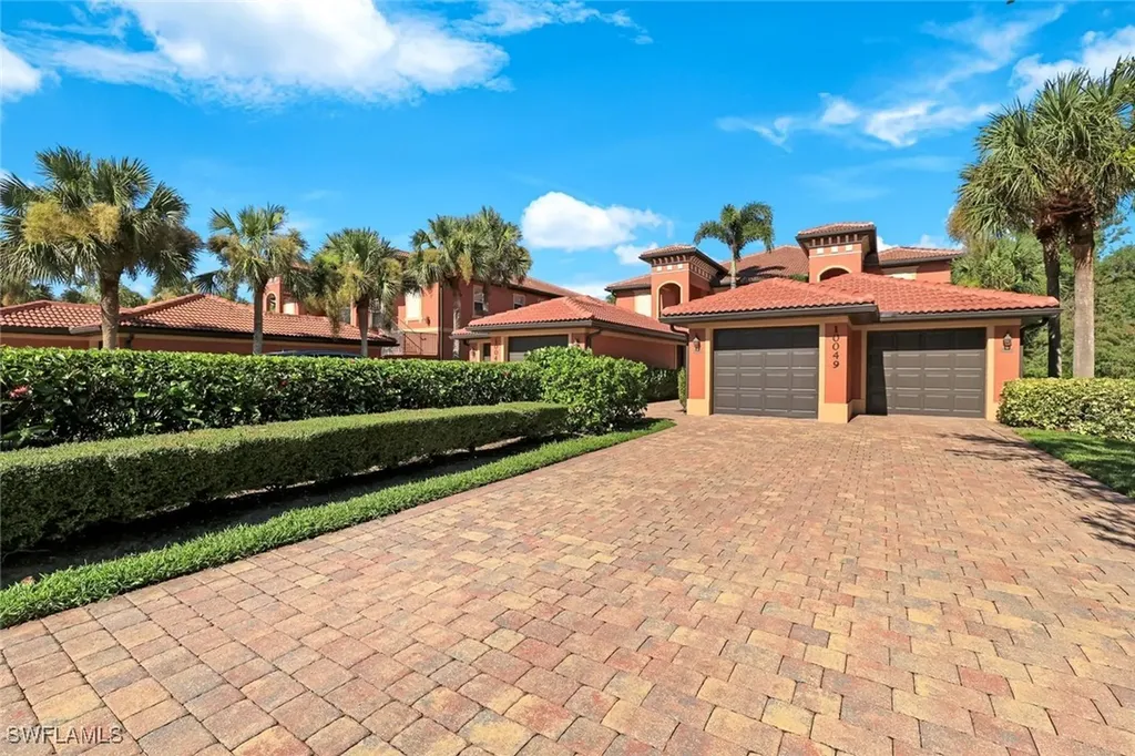 10049 Heather Lane Naples FL 34119