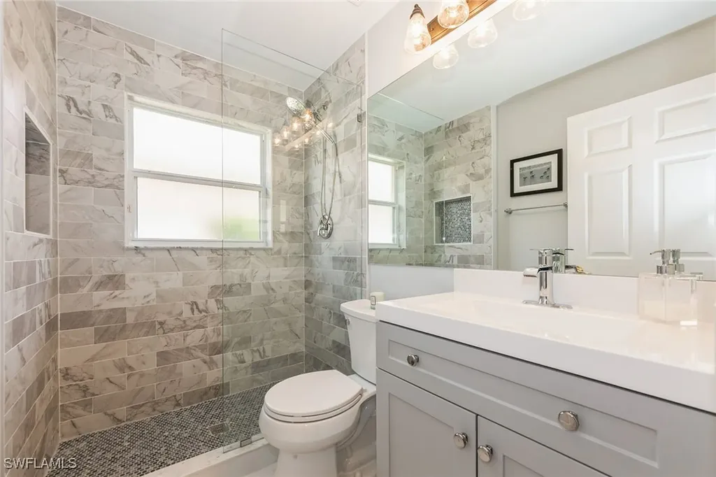 2438 Butterfly Palm Drive Naples FL 34119